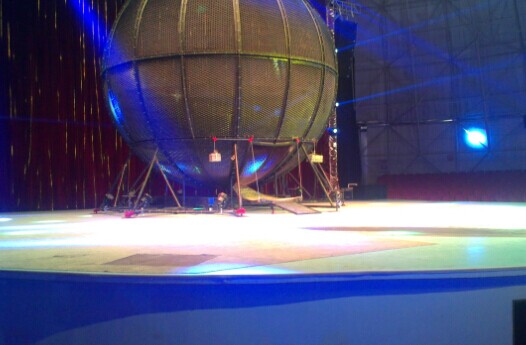 舞蹈室塑膠地板廠家越來越多的原因有哪些