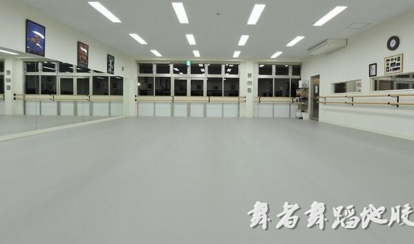 如何選用專業(yè)舞蹈地板？