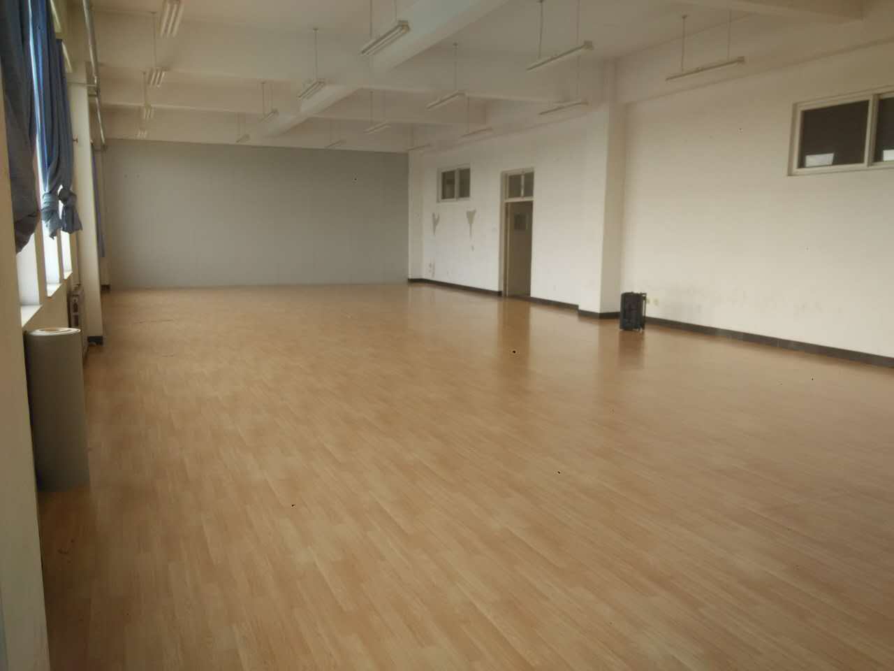 舞蹈室地膠--房山良鄉第五中學成功案例