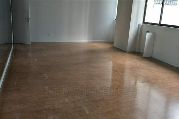 舞蹈地膠--深圳萬老師舞蹈培訓(xùn)班成功案例